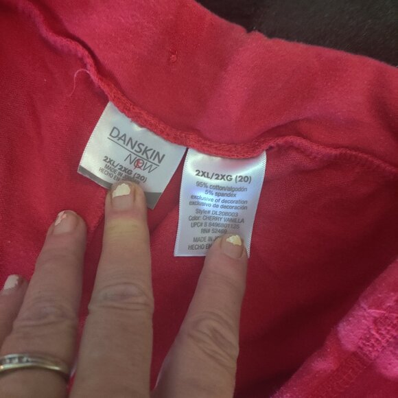 Danskin shorts size 2xl - Picture 2 of 3